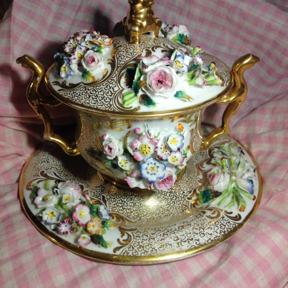 19th C. Old Paris Covered mug, 1850's -60's - Picture 11 of 13